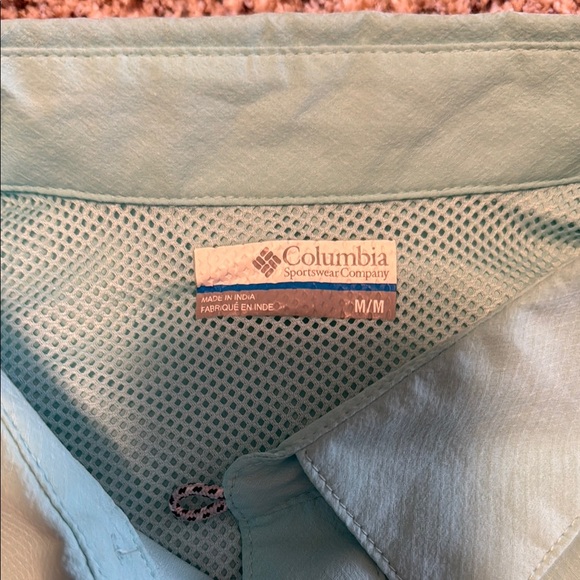 Men’s Columbia Button Down Shirt - Picture 2 of 4